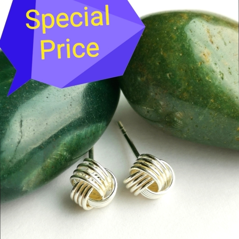 STERLING silver Love Knot stud earrings 7mm